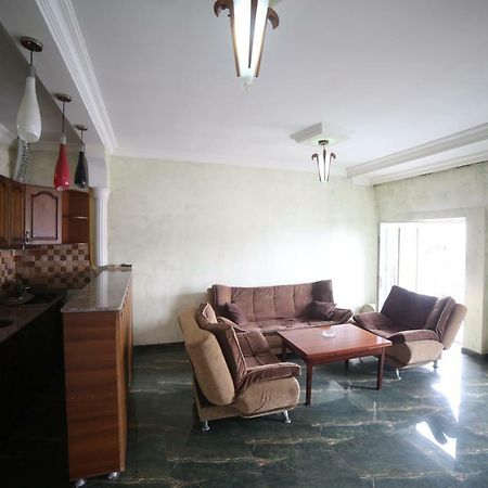 Makvalas Apartment In Batumi Centre Exterior foto