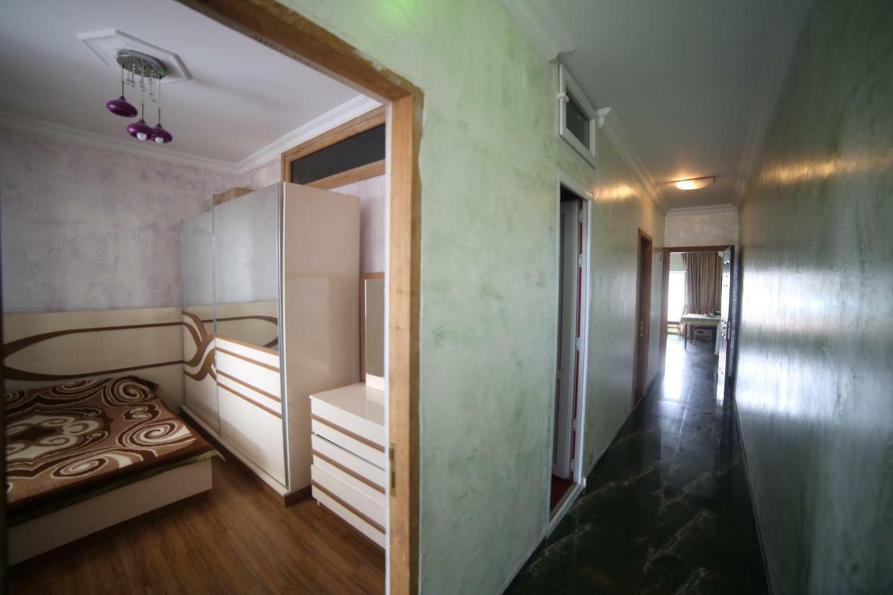Makvalas Apartment In Batumi Centre Exterior foto