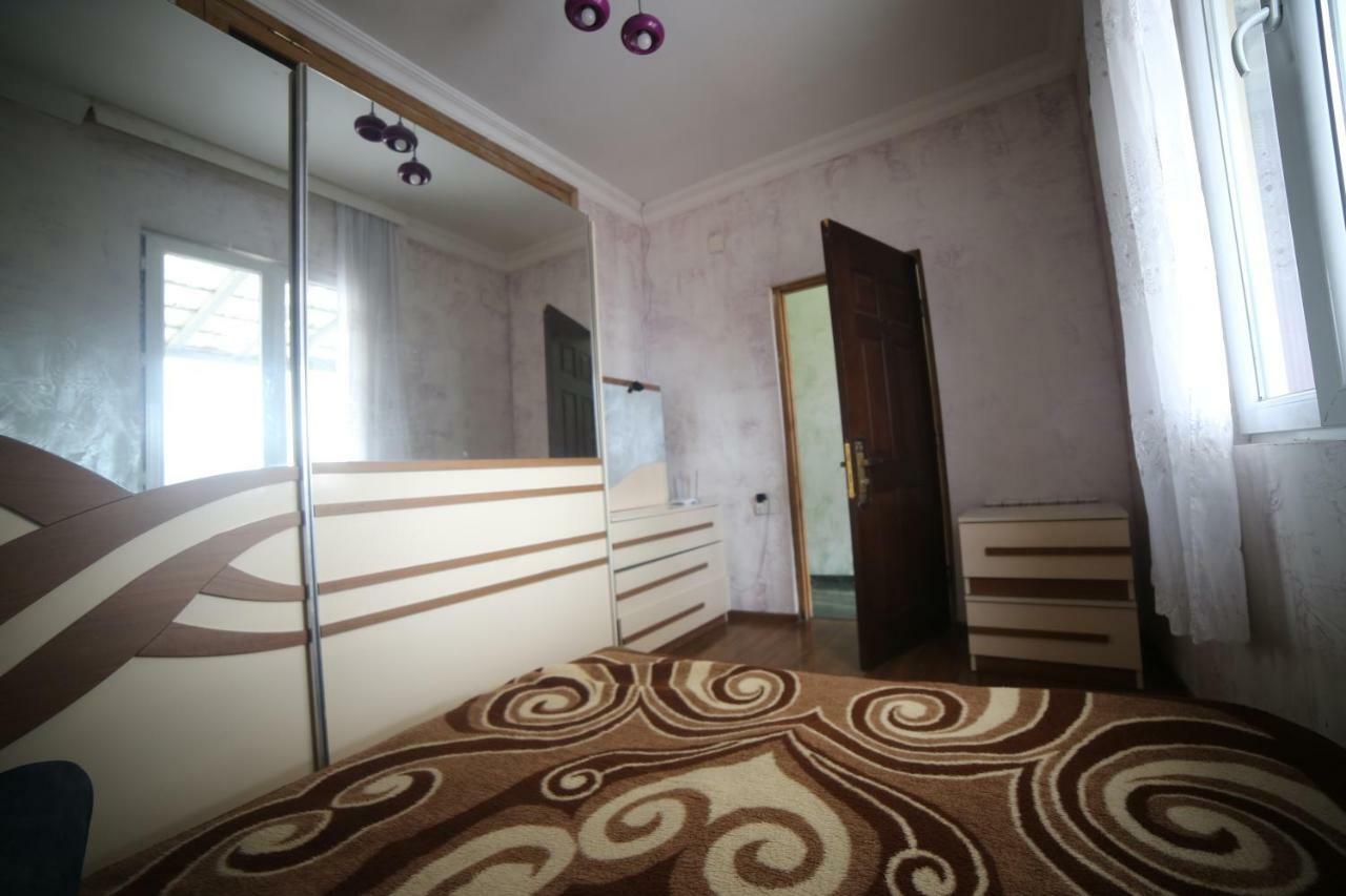 Makvalas Apartment In Batumi Centre Exterior foto